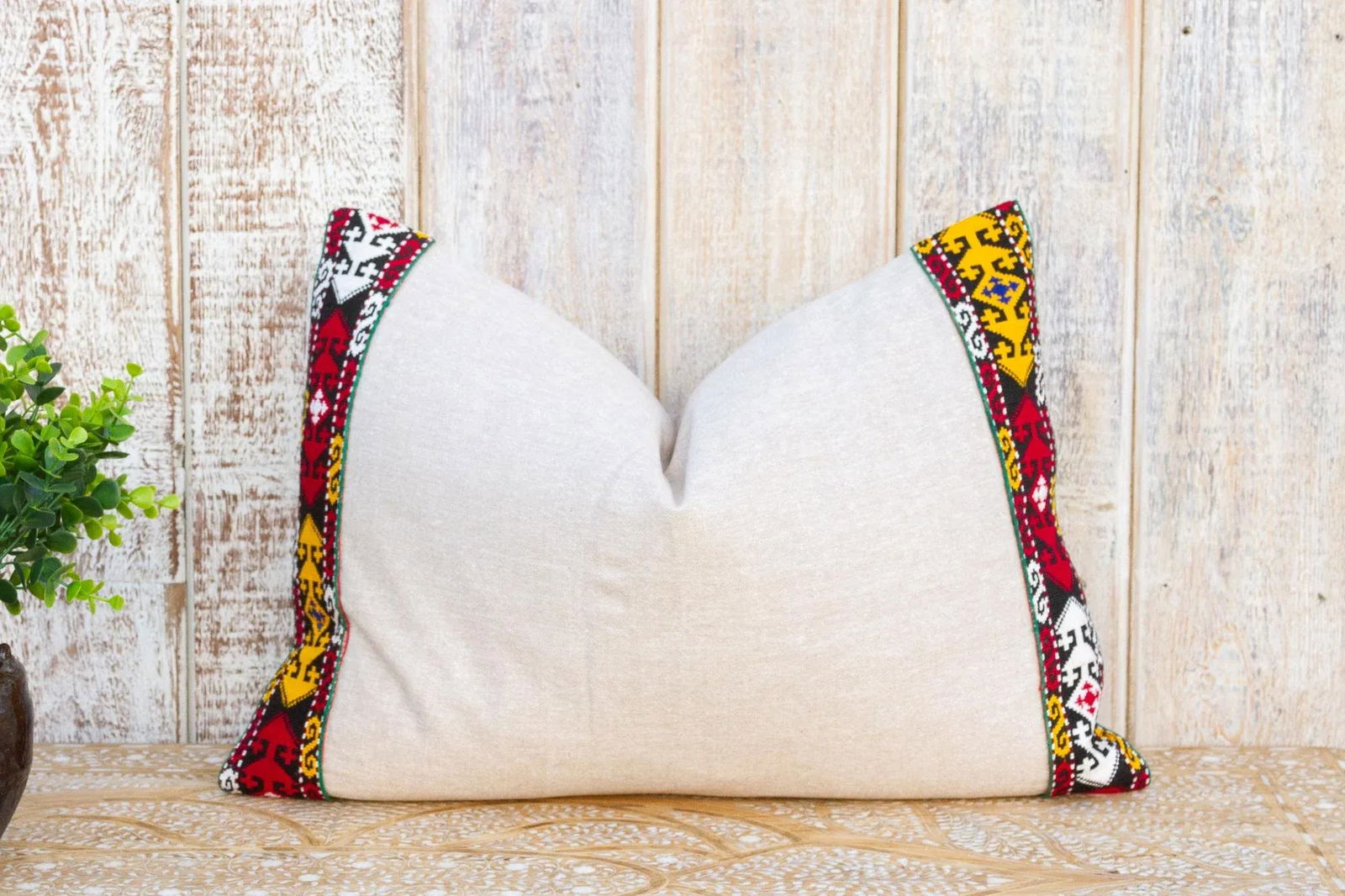 Xoti Linen Tribal Border Pillow - 8