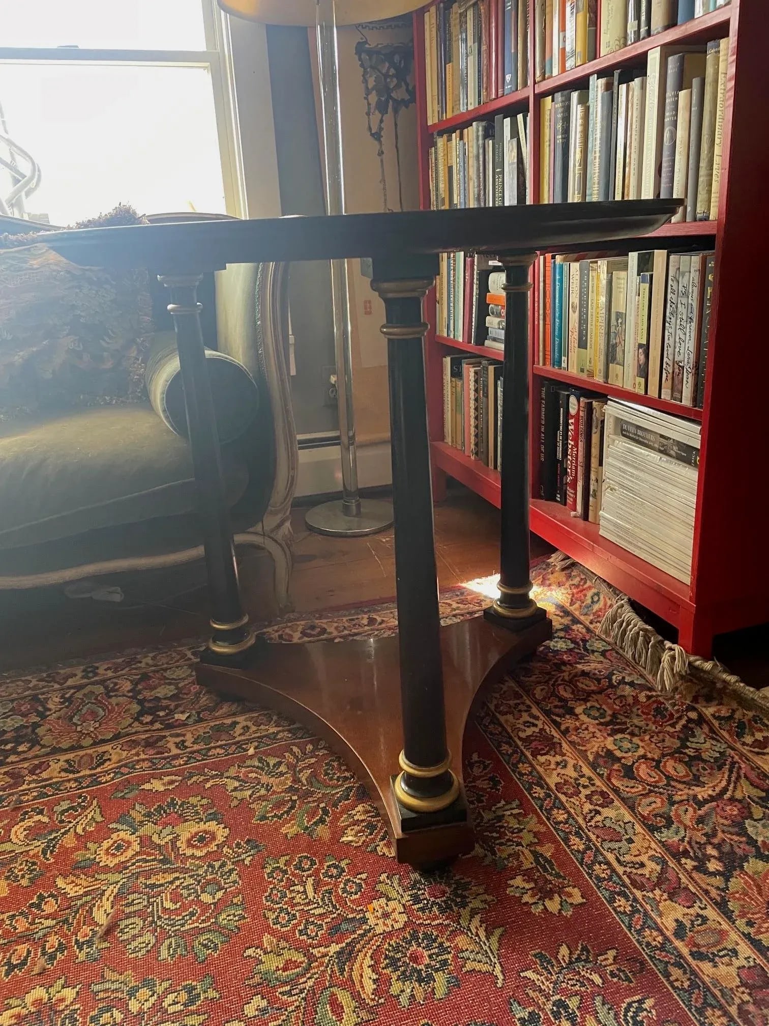 Round Regency Style Mahogany Columned Center Table Mark Hampton Collection by Hickory Chair - 2