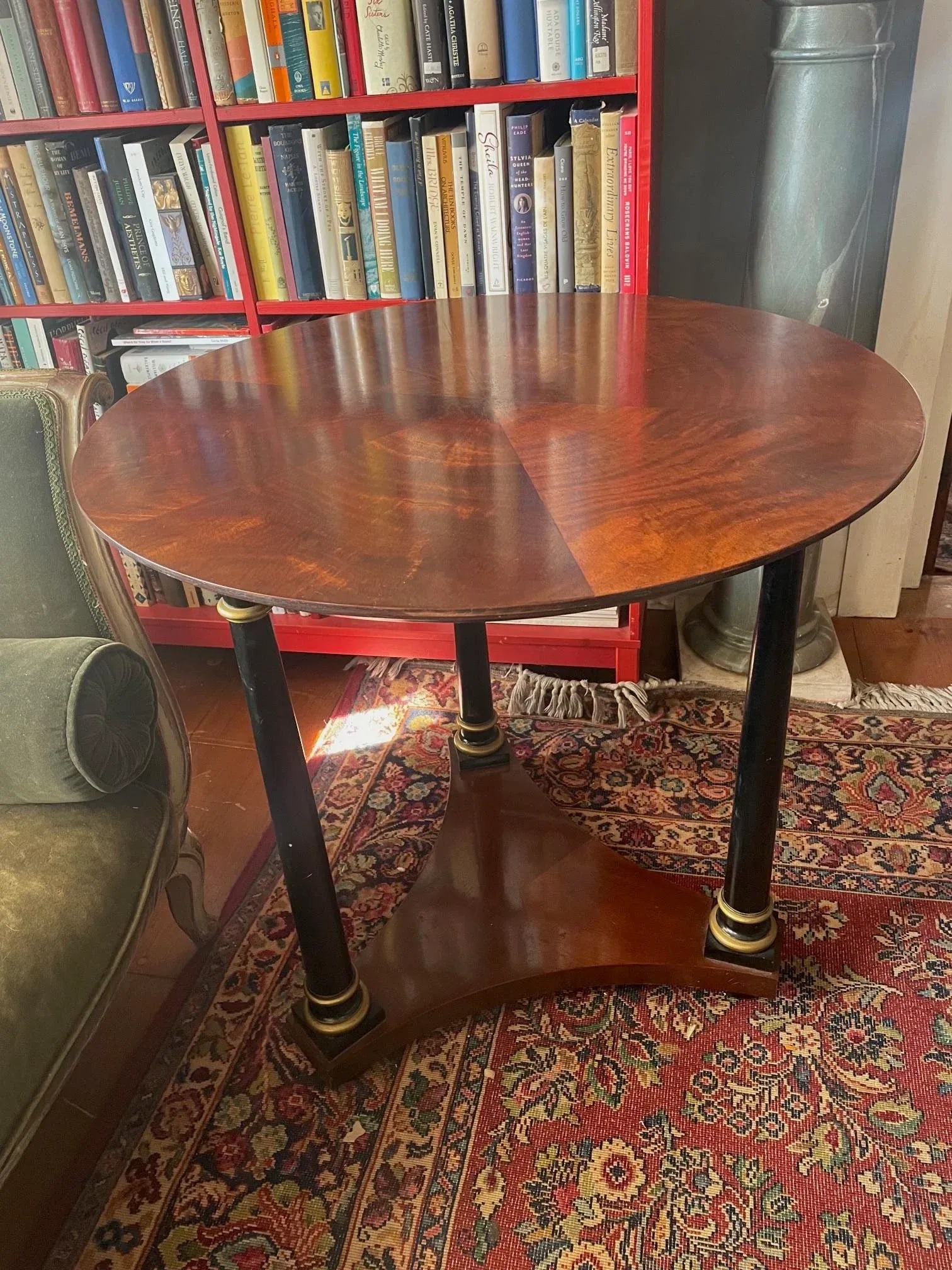 Round Regency Style Mahogany Columned Center Table Mark Hampton Collection by Hickory Chair - 8