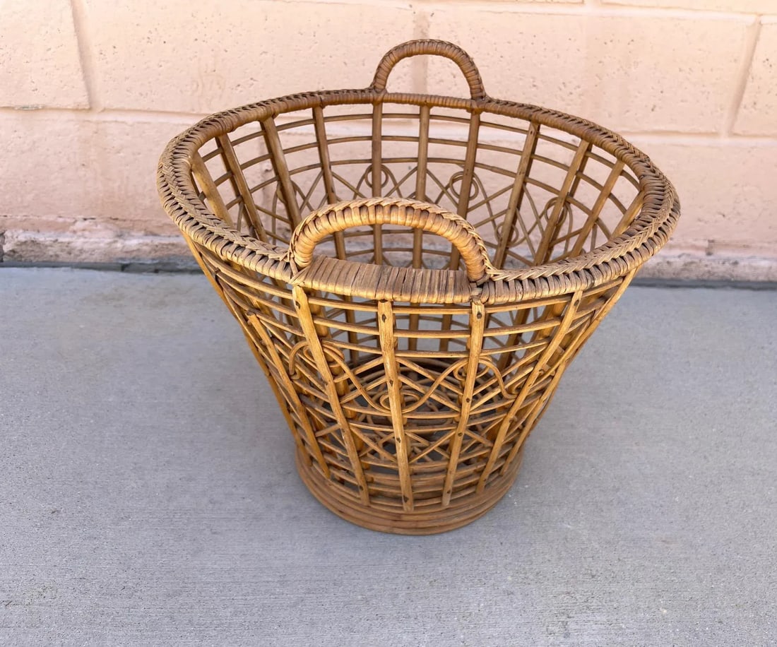 Vintage Rustic European Woven Wicker/Rattan Wastebasket - 3