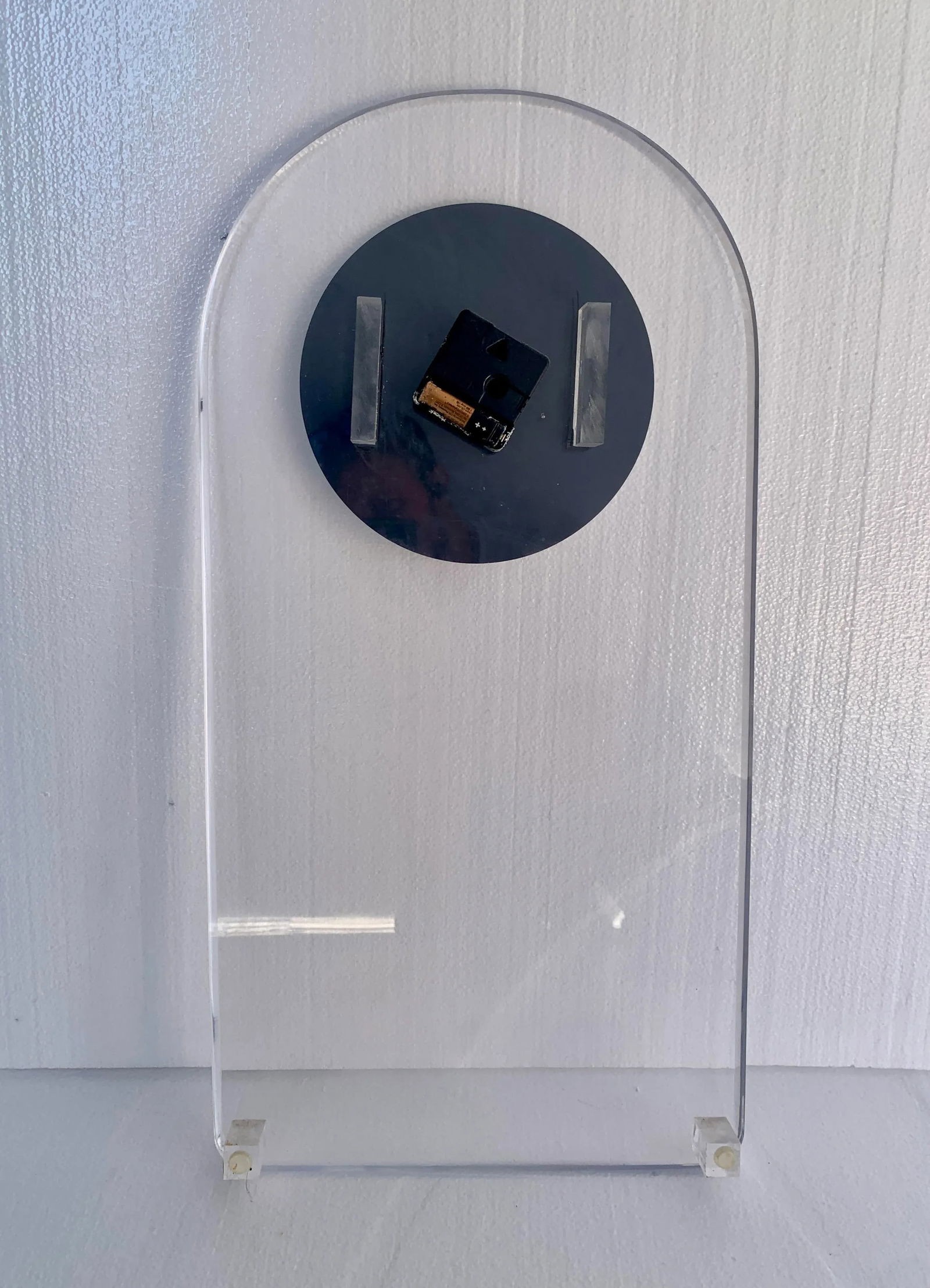 1970s Mid-Century Modern Lucite Wall Clock - 7