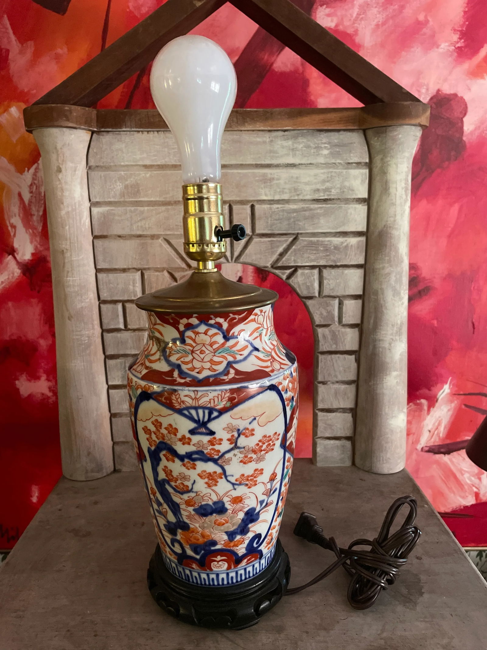 Japanese Imari Style Porcelain Ceramic Table Lamp With Wooden Base - 7