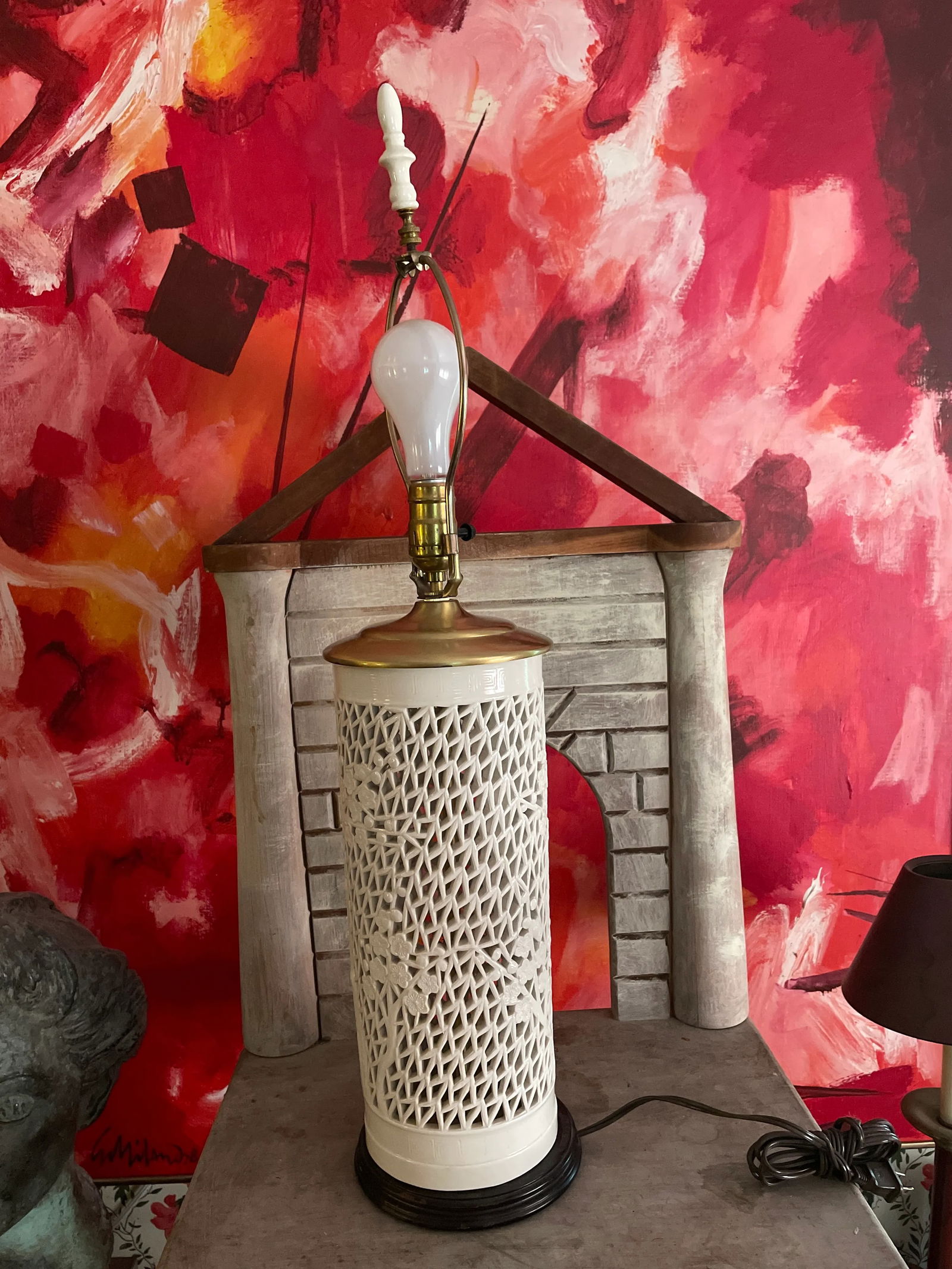 Chinese Blanc De Chine White Reticulated Porcelain Ceramic Lamp - 7