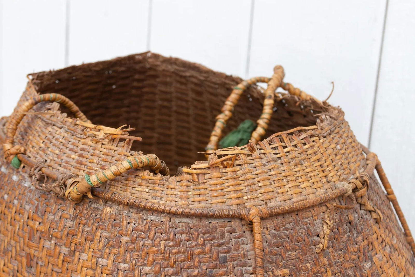 19th Century Rattan "Tharu" Basket From Nepal - 8