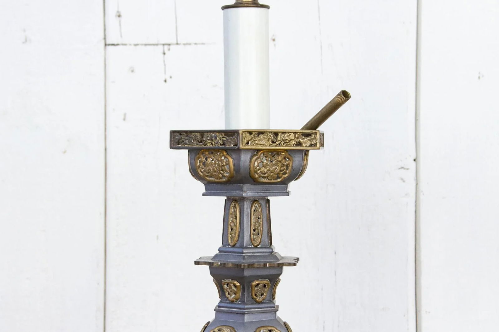 Pair of Tall Vintage Asian Table Lamps - 7