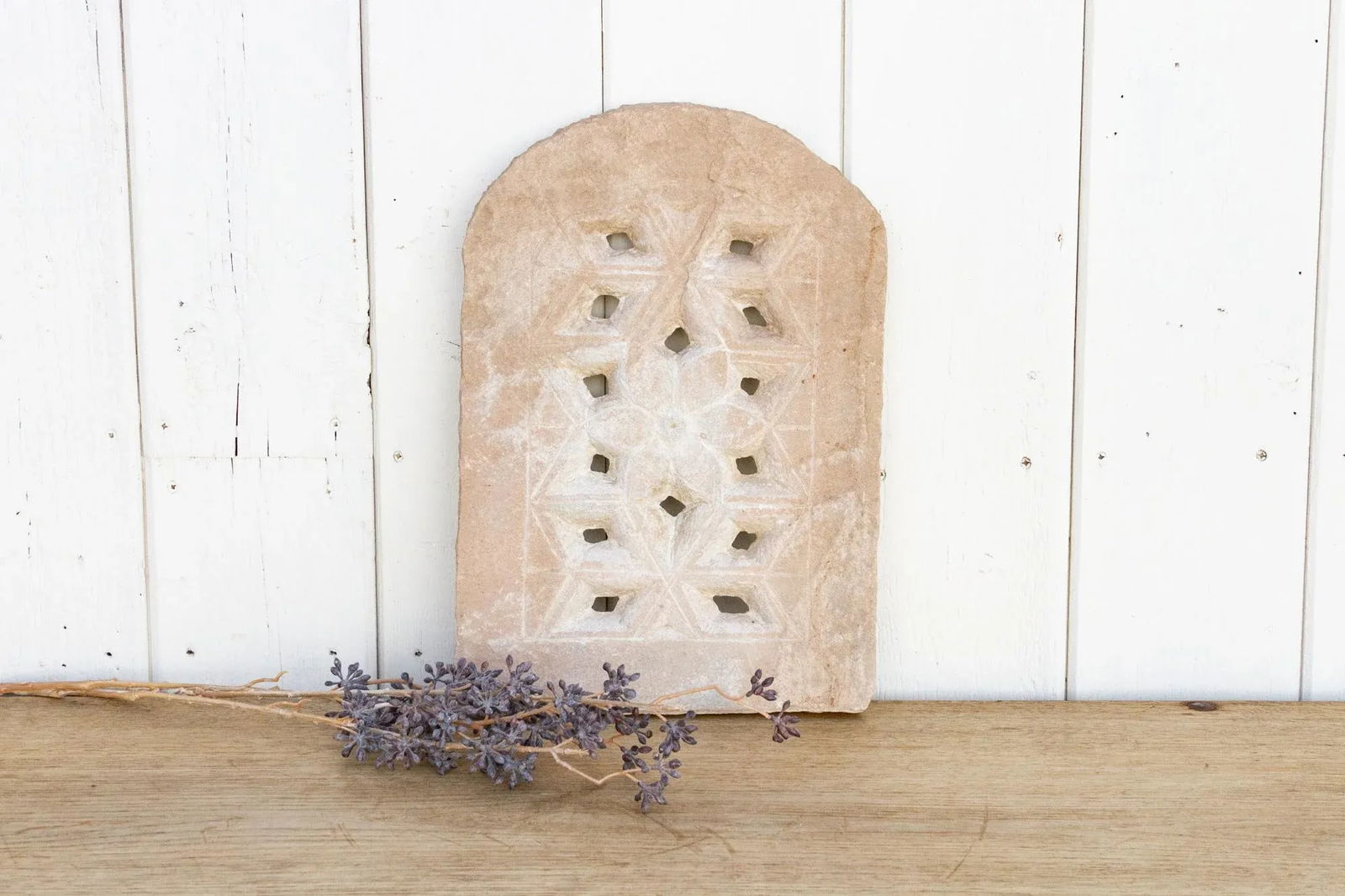 19th Cenutry Arch Top Stone Jali Window - 8