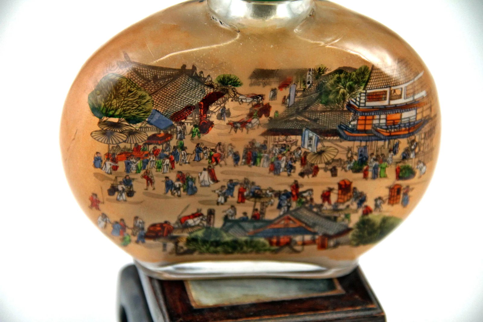 Crystal Chinese Snuff Bottle - 3