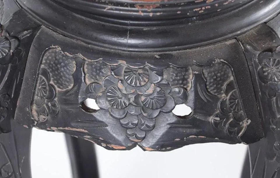 Black Carved Chinese Plant Stand Pedestal With Decorated Top. 19th Century - 4