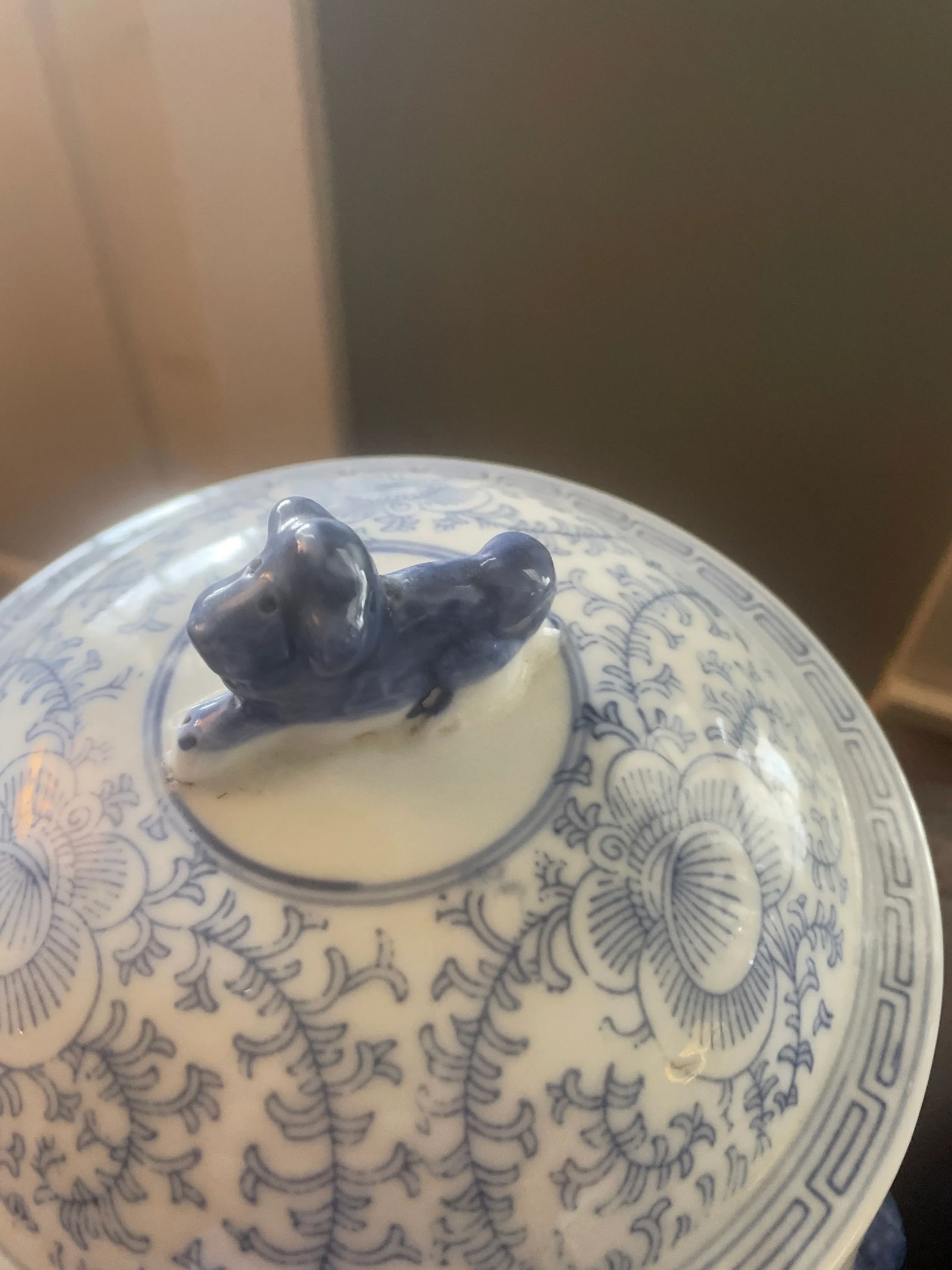 Pair of Vintage Chinese Porcelain Covered Pots With Foo Dog Finials Blue and White - 5