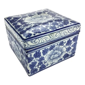 Vintage Thailand Artisan Porcelain Treasure Box