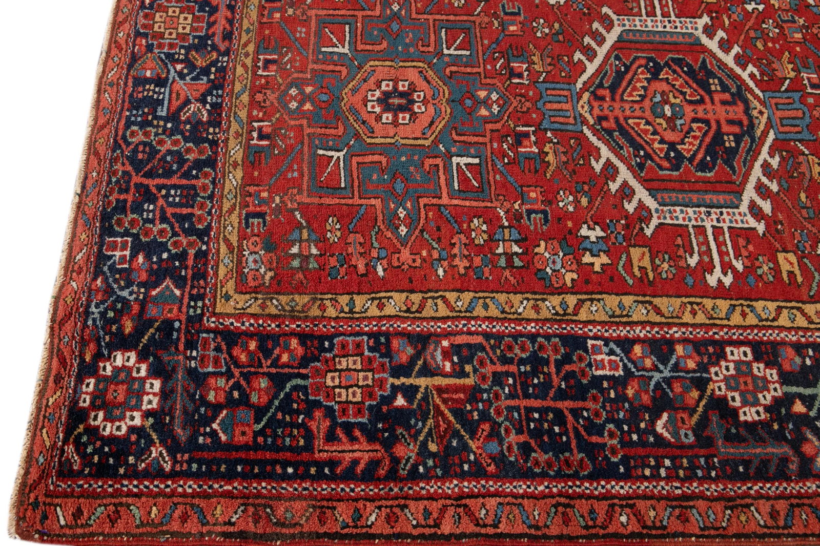 1960s Vintage Persian Heriz Handmade Red Medallion Wool Rug - 4