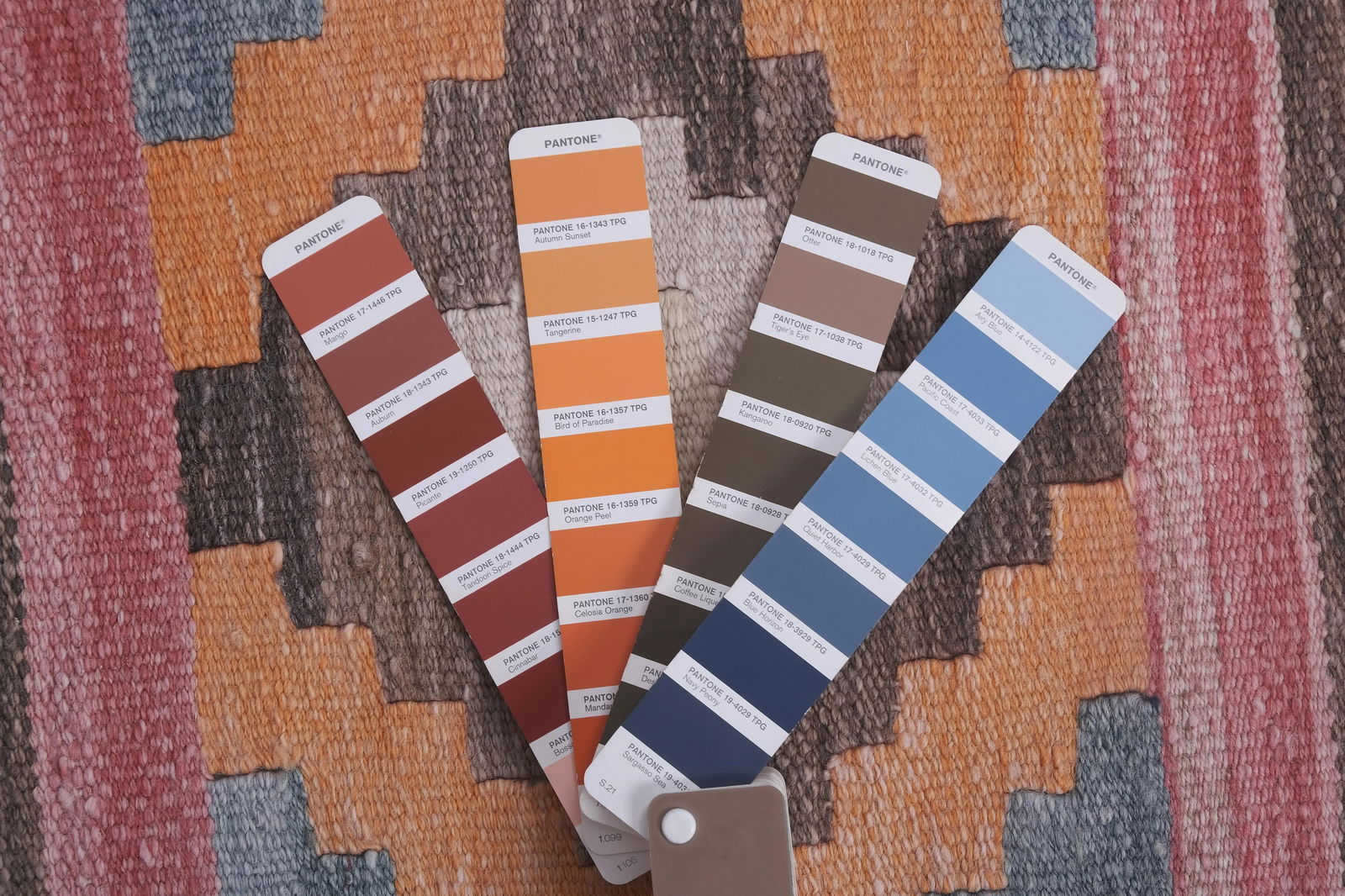 1960s Vintage Turkish Long Kilim Runner 2'6'' X 21'8'' - 12