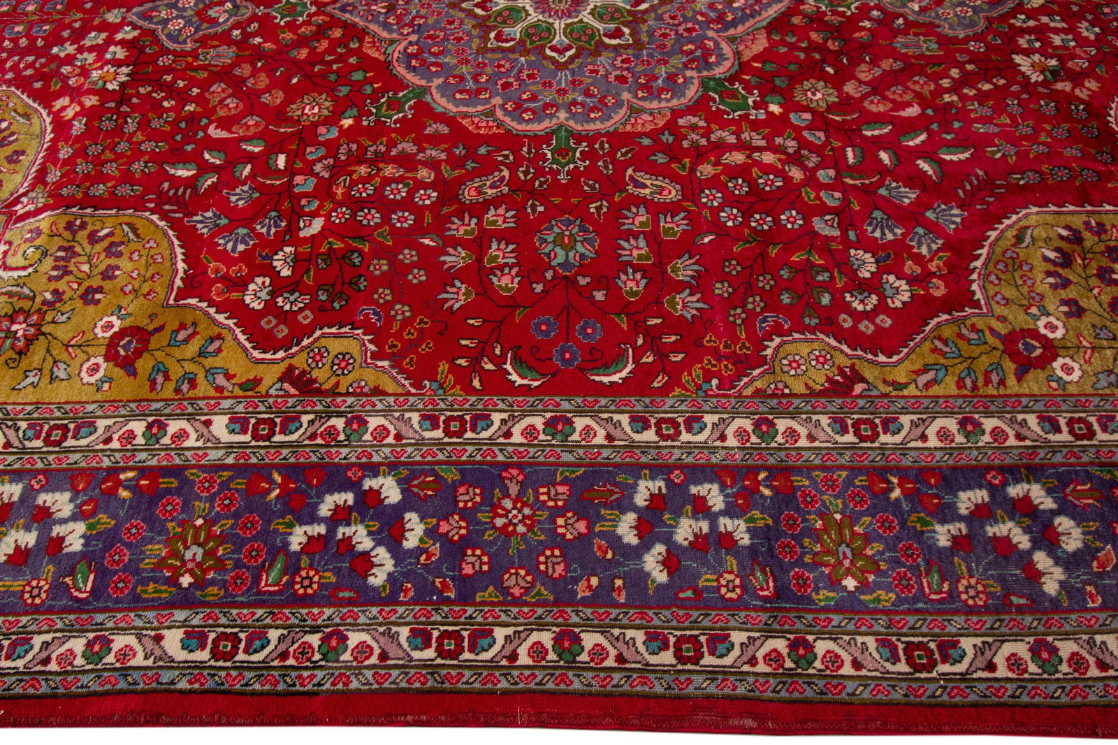 1920s Medallion Handmade Antique Persian Tabriz Wool Rug With Red Field - 3