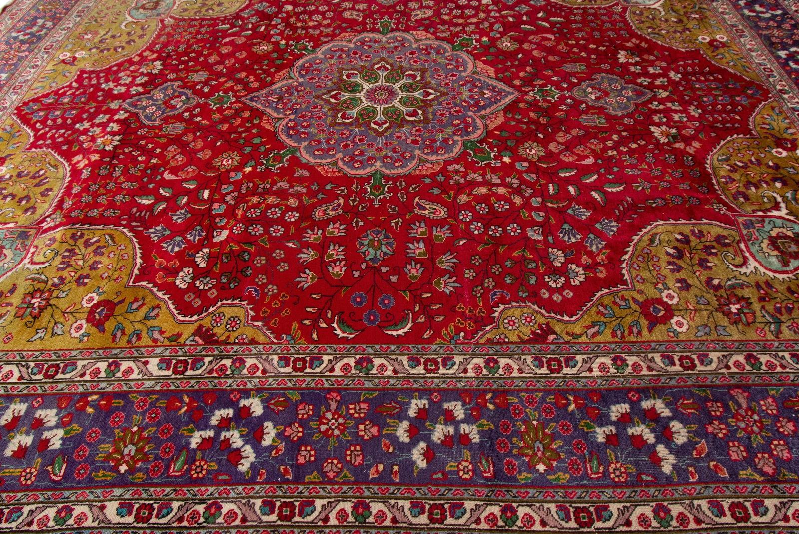 1920s Medallion Handmade Antique Persian Tabriz Wool Rug With Red Field - 4