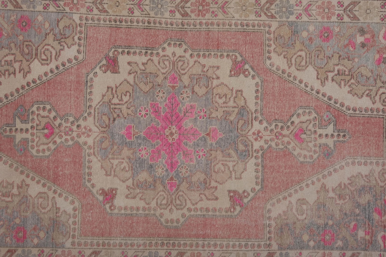 1960s Vintage Faded Turkish Kemerhisar Rug 4'7'' X 7'5'' - 6