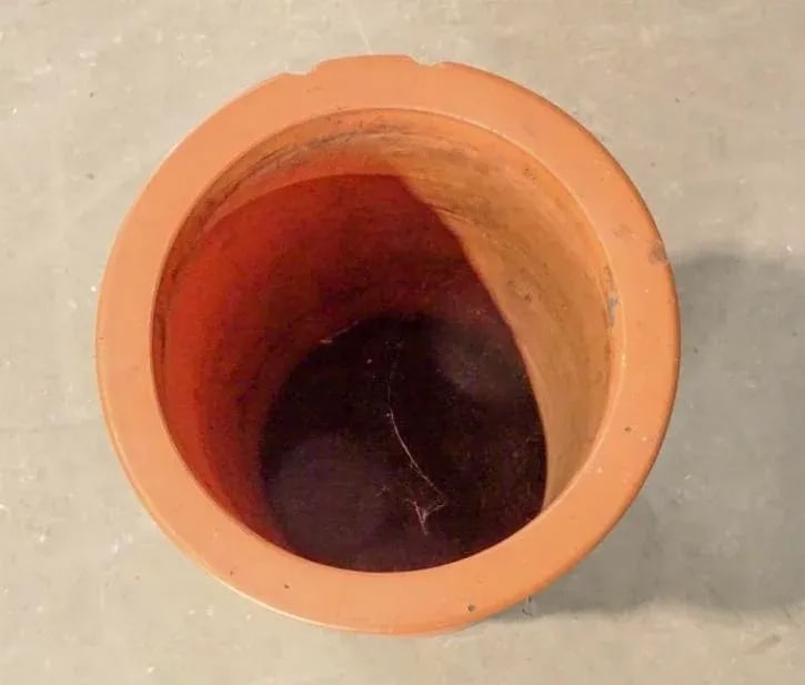 19th Century Japanese Meiji Era Dragon Embellished Tokoname Terracotta Red Ware Ceramic Umbrella Sta - 6