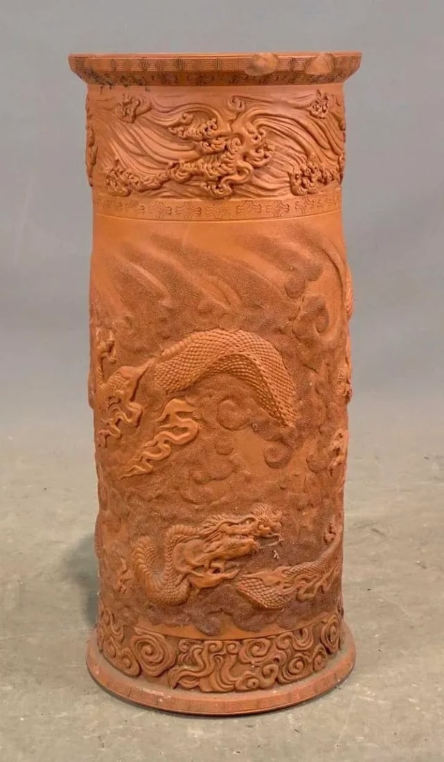 19th Century Japanese Meiji Era Dragon Embellished Tokoname Terracotta Red Ware Ceramic Umbrella Sta - 7