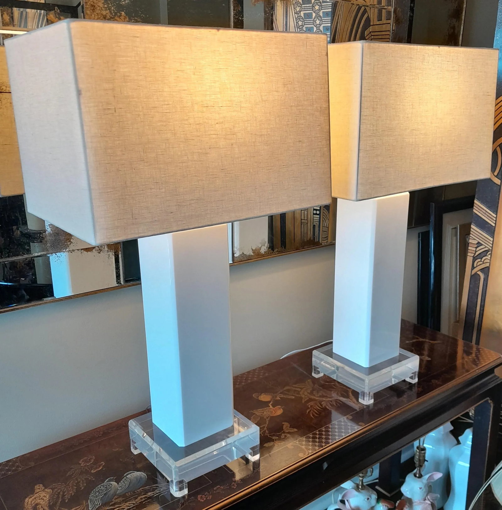 Pair of Mid-Century Italian Lucite Lamps With Linen Shades - 9
