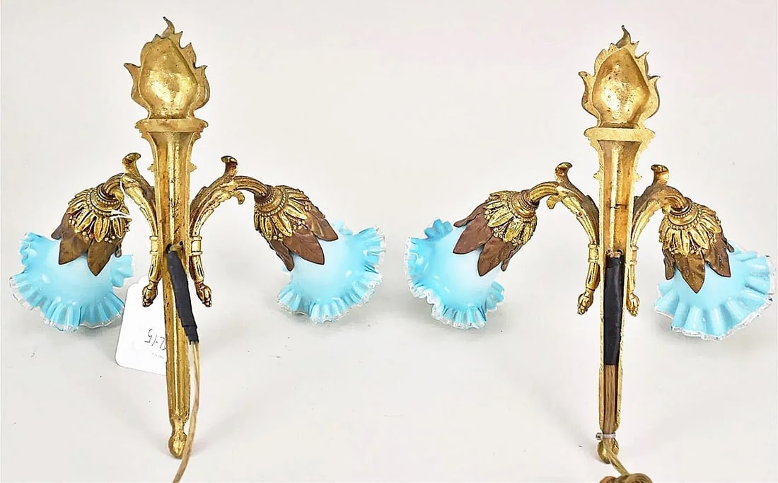 Early 20th Century French Louis XVI Style Wall Lamp Sconces, a Pair - 4