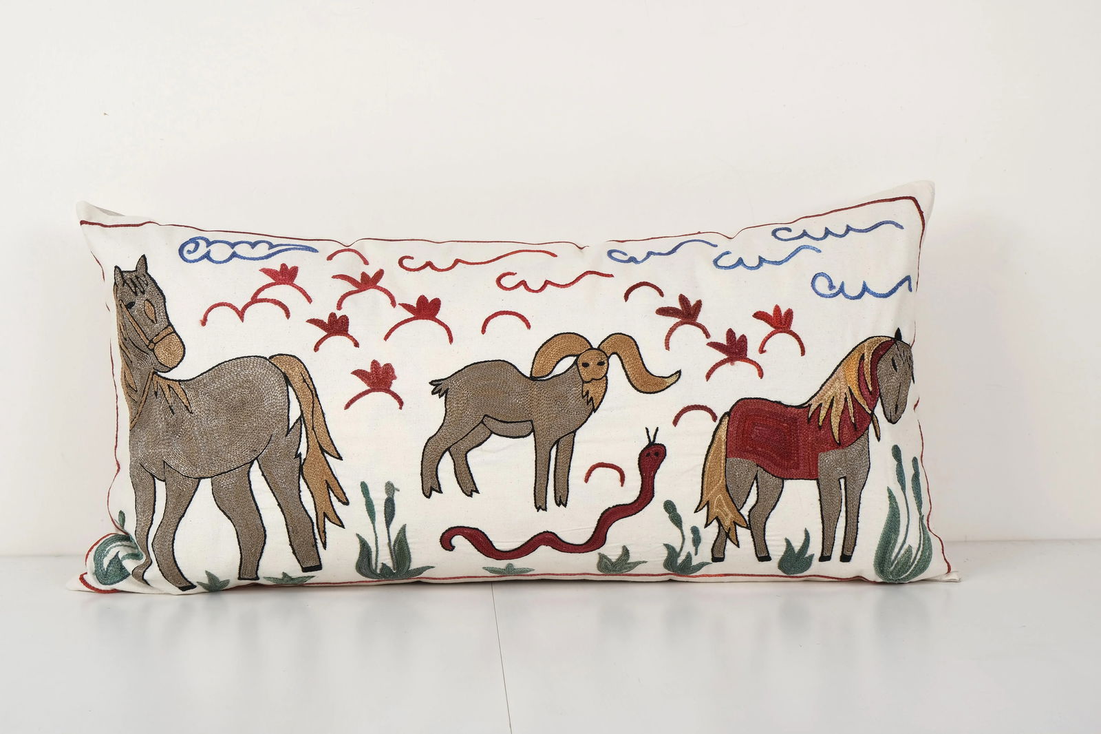 Suzani Animal Garden Long Cushion Cover - 5