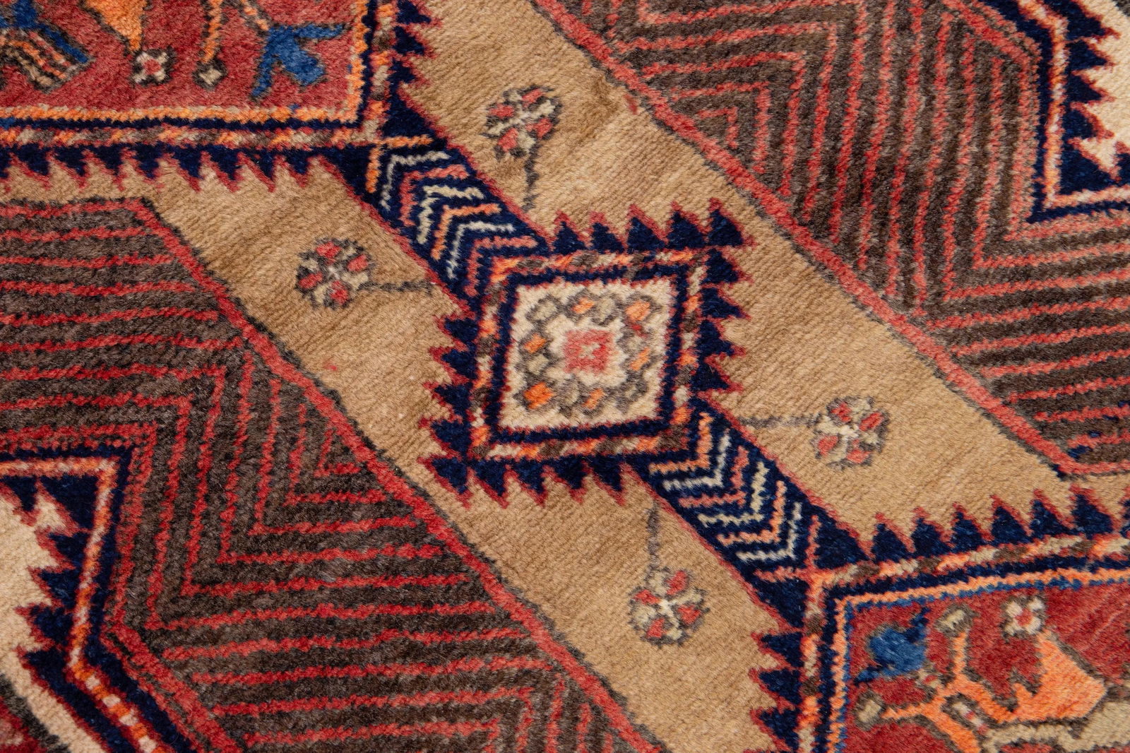 1960s Vintage Persian Hamadan Beige Handmade Geometric Wool Runner - 2