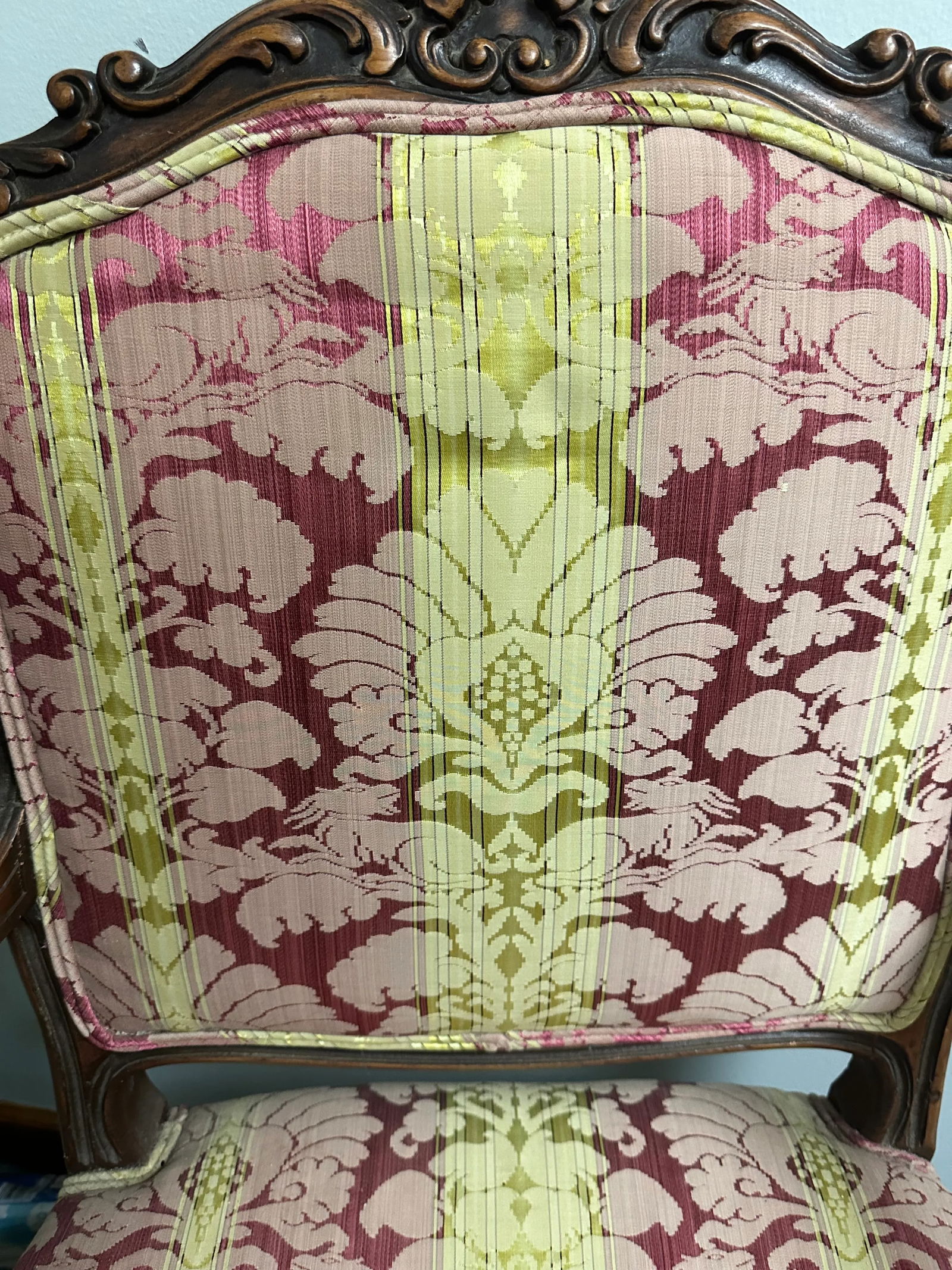 1930s French Louis XV Style Armchair with Pink and Yellow Brocade - 8