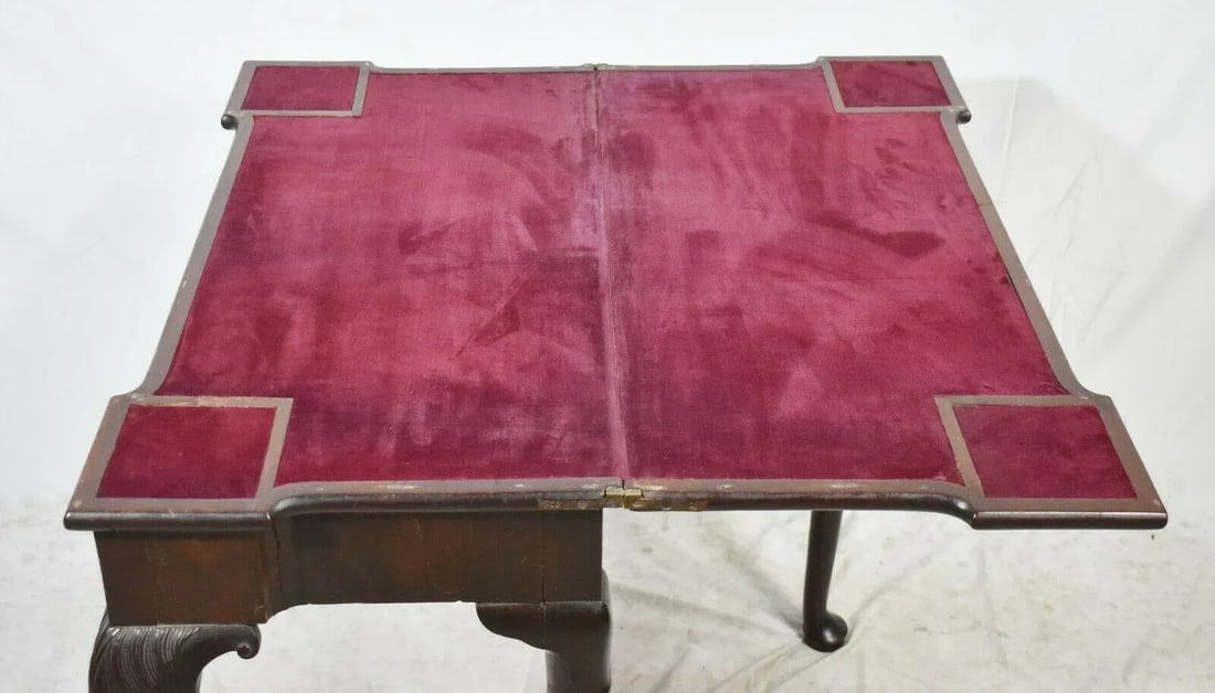 George II 18th Century Mahogany Irish Chippendale Game Table with Flip Top Felt Top - 4