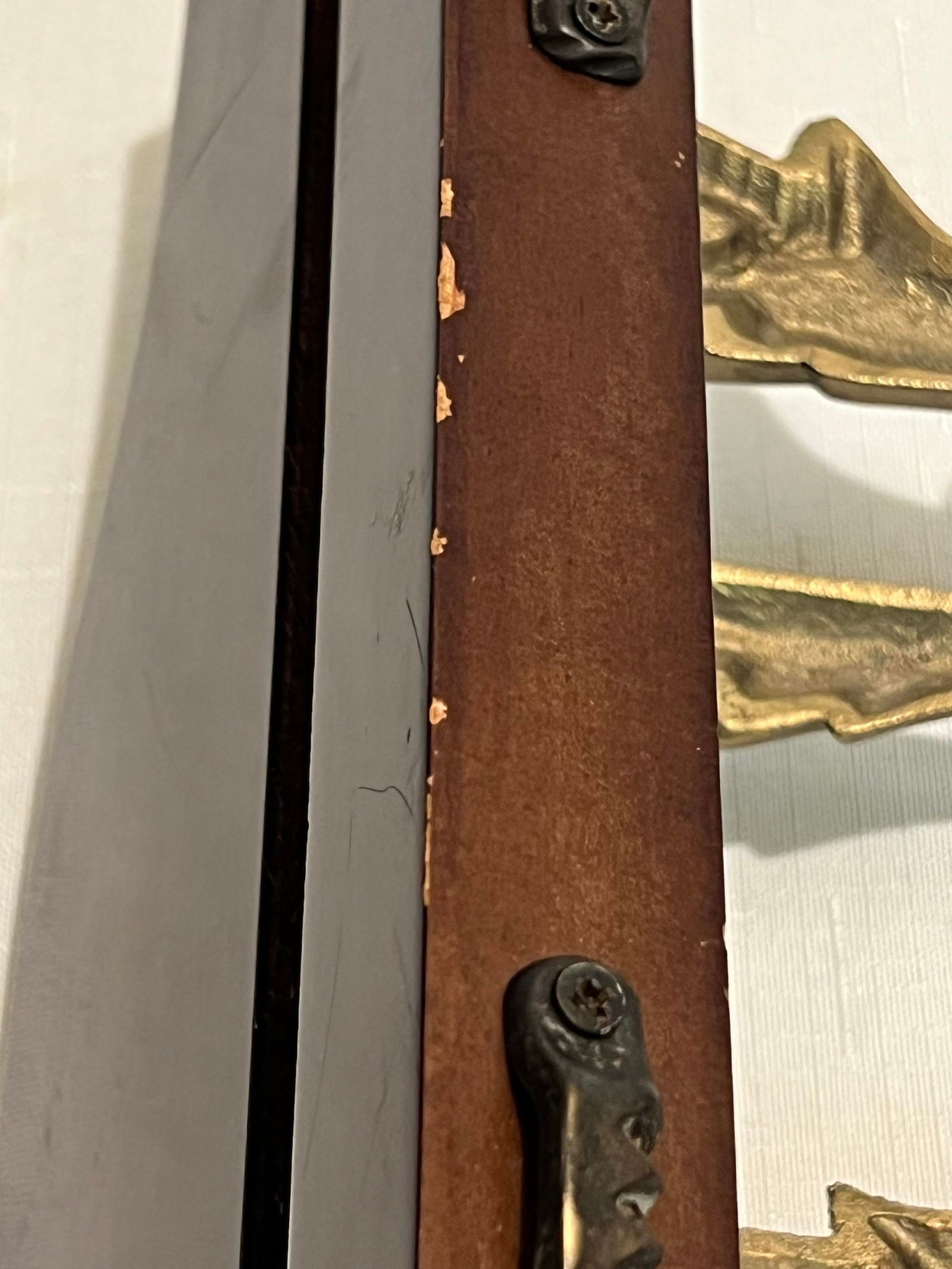 Vintage Chelsea House Style Polished Brass Laurel Leaves and Cherry Wood Display Wall Bracket - 8