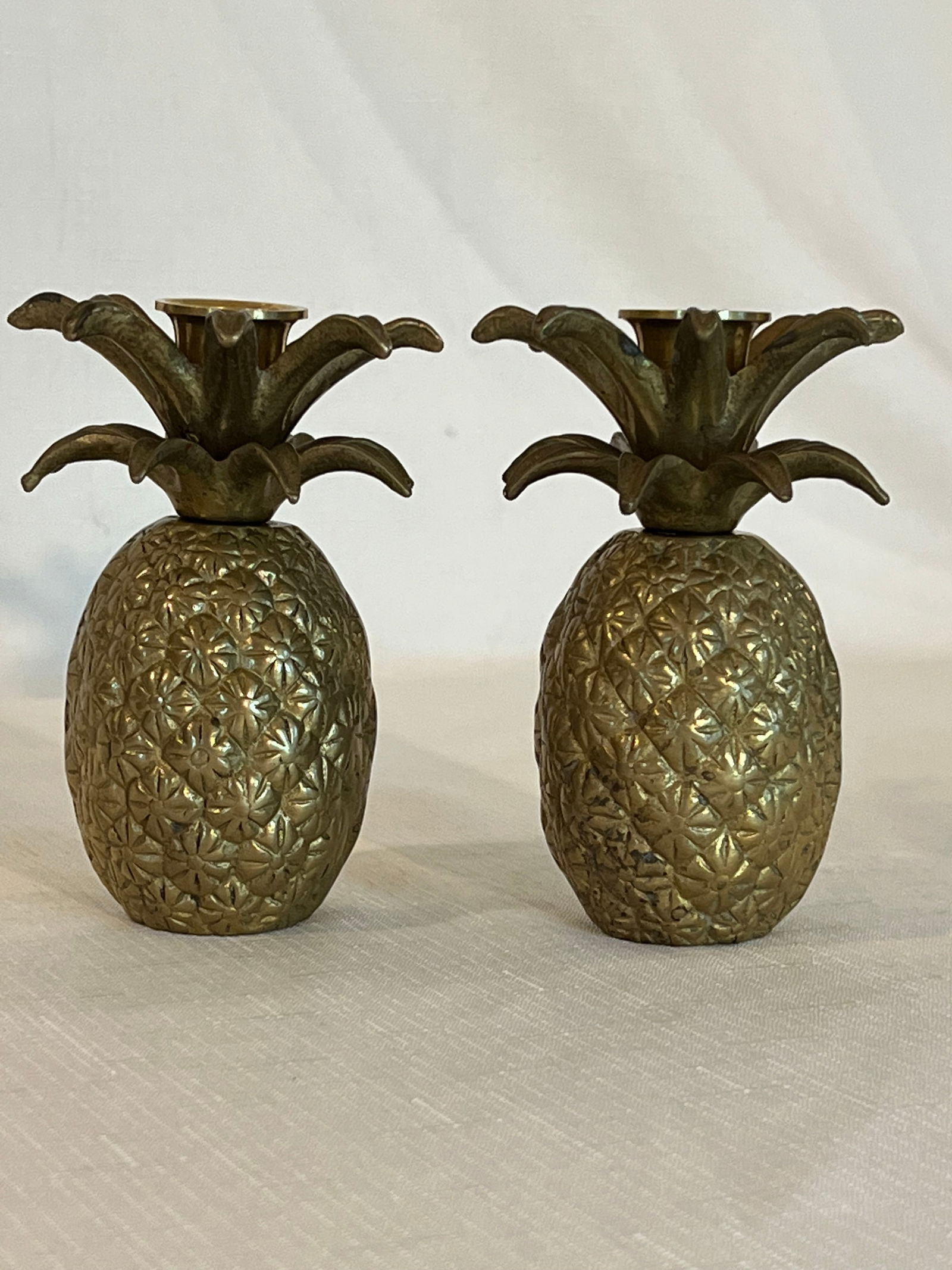 Vintage Pair Hollywood Regency Brass Pineapple Candlestick Holders With Floral Etching - 11
