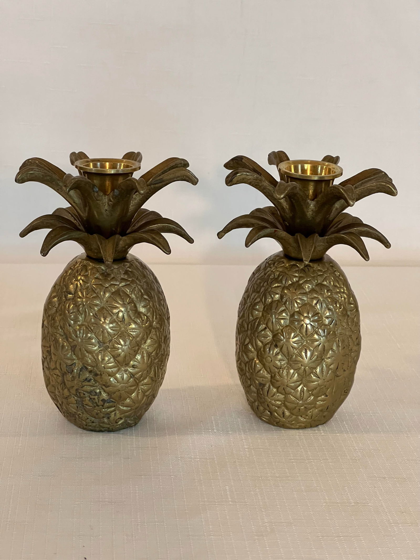 Vintage Pair Hollywood Regency Brass Pineapple Candlestick Holders With Floral Etching - 9
