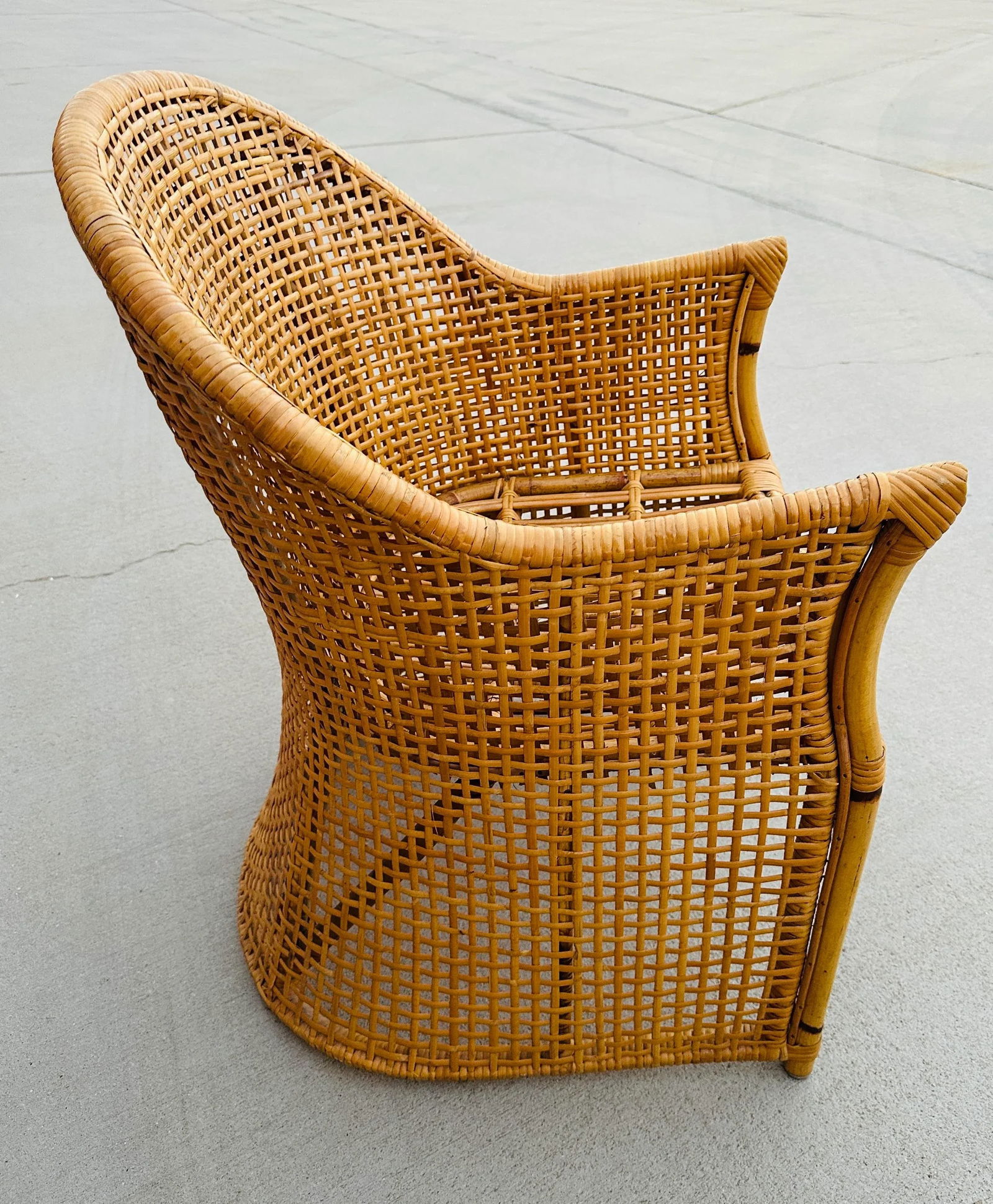 Vintage Coastal Woven Rattan Barrel Dinning Chair - 4