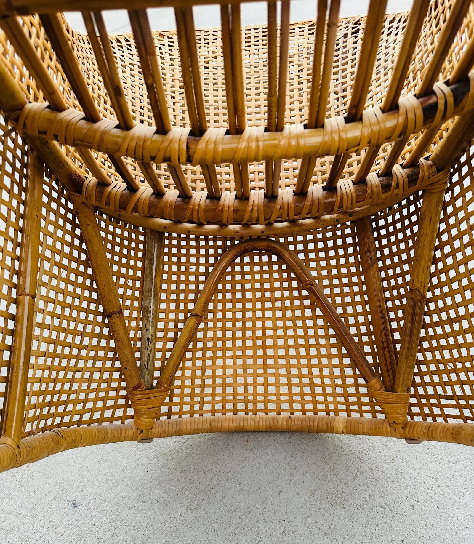 Vintage Coastal Woven Rattan Barrel Dinning Chair - 7