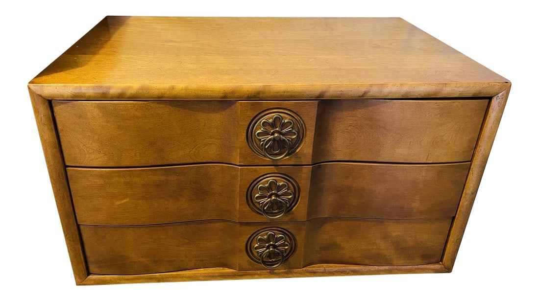 Vintage Thomasville/Kent Coffey Style Tamerlane Nightstand: Vintage set of Kent Coffey style or Thomasville Tamerlane Asian Nightstand. Brass flower pulls. Has no pedestal. There is a yellow vinyl inside all the drawers I tried to pull a corner off to see who