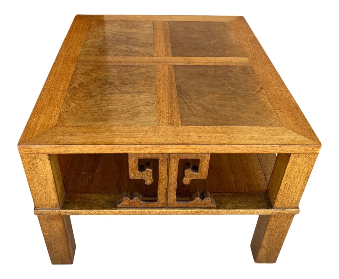 Mid-Century Modern Heritage Henredon Asian Side Table: Beautiful MCM Heritage Henredon Side Table Asian Inspired Side Details, great for putting magazines or your favorite book on the bottom shelve Made of mahogany with makers name and label on bottom 