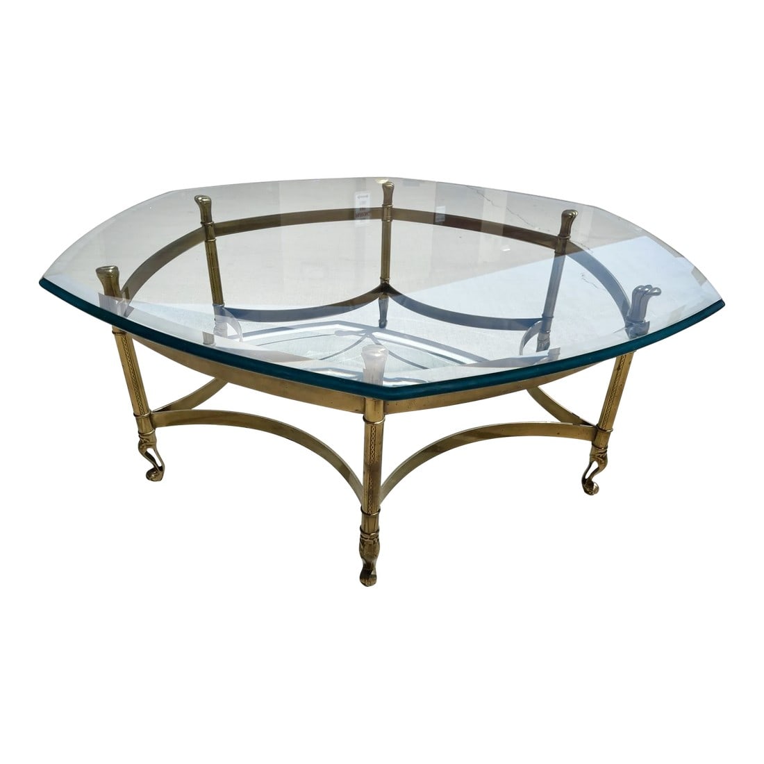 Hollywood Regency Weiman Brass/Glass Top Hexagonal Coffee Table: Beautiful Weiman Brass and Glass Top Hexagon Coffee Table. Thick and heavy glass top that is 5/8in thick. Brass base. Great for that Hollywood Regency home. 41in x 16.5in h 15.75in h brass base only 6