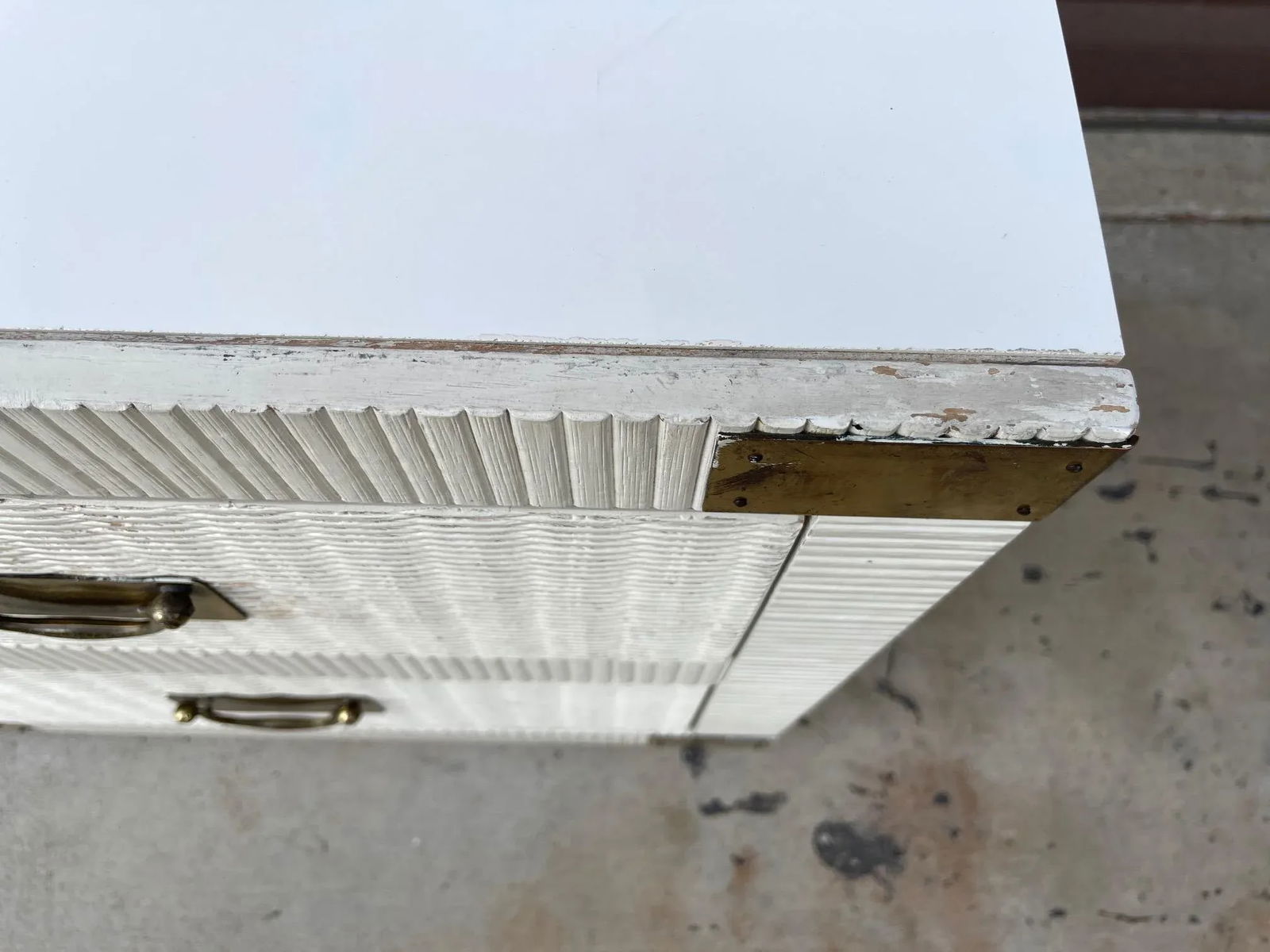 Mid-Century Lea Furniture Pair of White Nightstands - 3