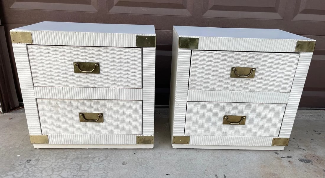 Mid-Century Lea Furniture Pair of White Nightstands - 7