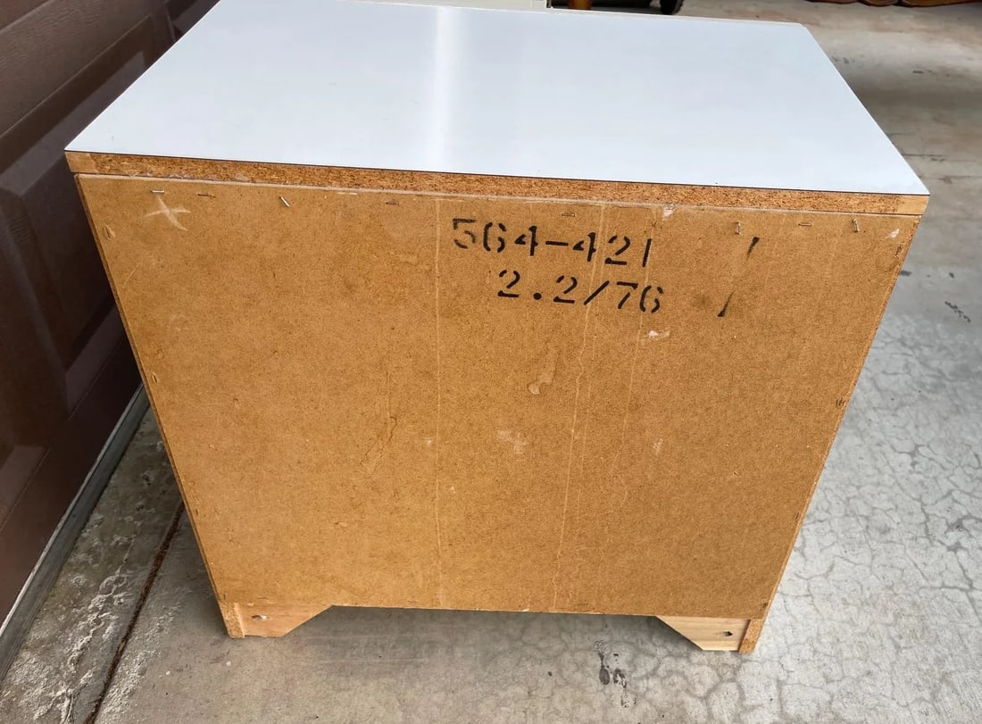 Mid-Century Lea Furniture Pair of White Nightstands - 8