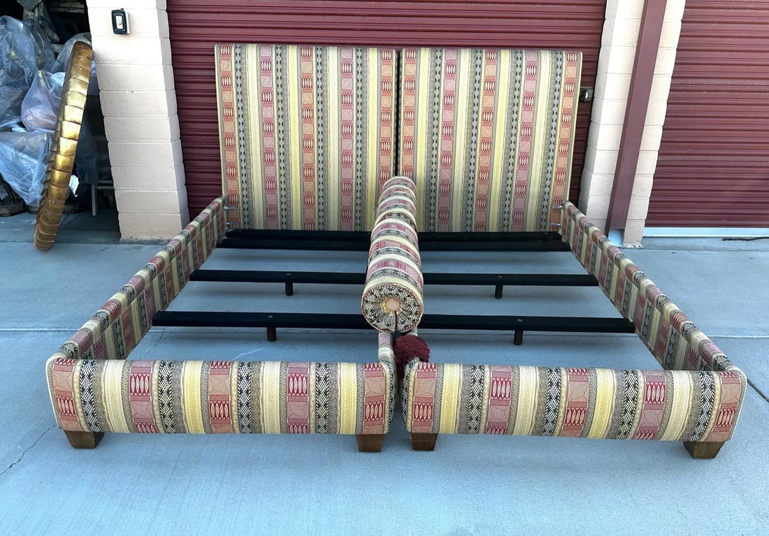 Moroccan Style Twin Upholstered Bed Frame W/Matching Pillows - 4