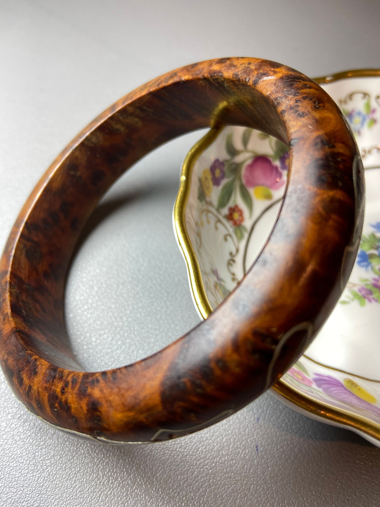 Moroccan high quality Solid Thuya Burl Wood Full Grimace Pattern inlaid silver wire Bangle - 2