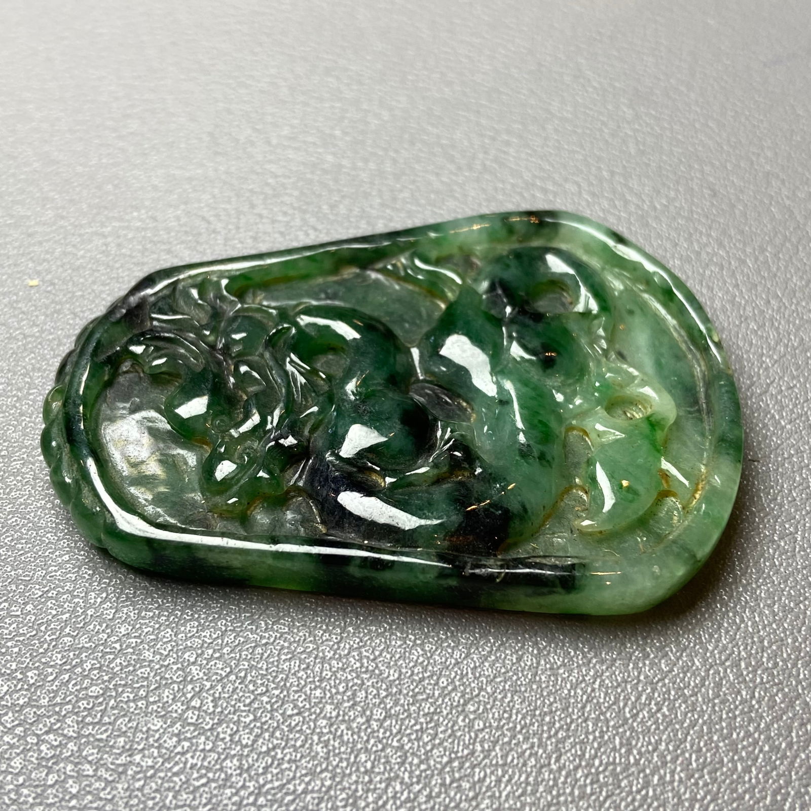 Antique Chinese Natural Dark Green Jadeite Jade Pendant carved ancient dragon - 5