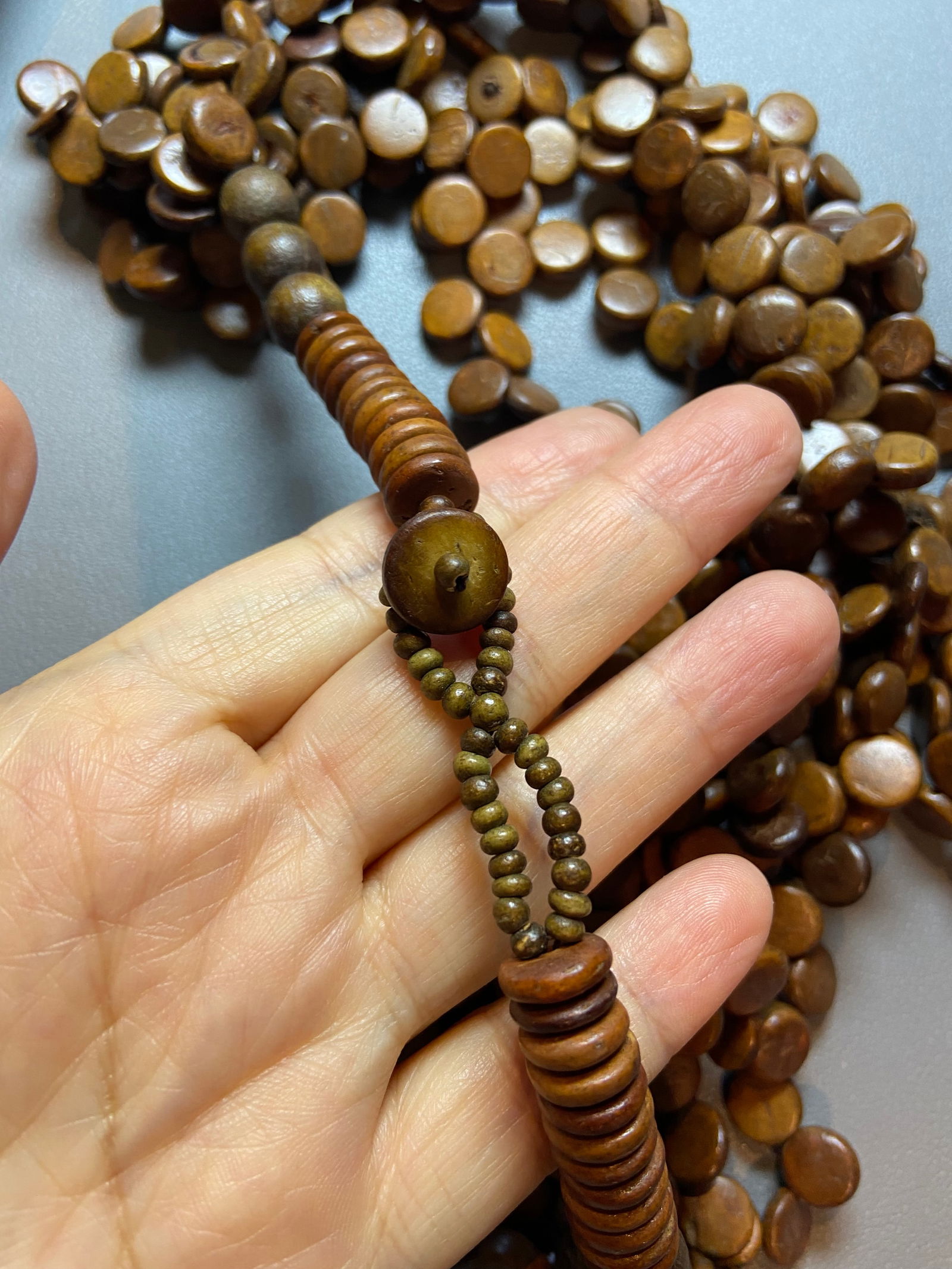 Vintage 6 strands Desert Ironwood Bunch Disc Bead Statement Necklace - 7