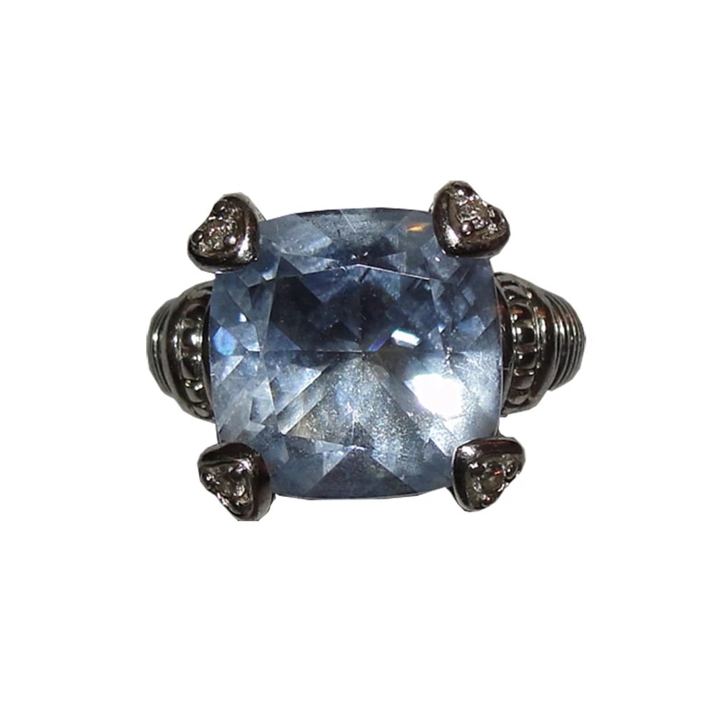 Judith Ripka Sterling Silver Blue Quartz Diamond Fontaine Ring: Title:Judith Ripka Sterling Silver Blue Quartz Diamond Fontaine Ring Description:Gorgeous Judith Ripka sterling silver blue quartz fontaine ring. Small hearts on each corner of the stone have small di