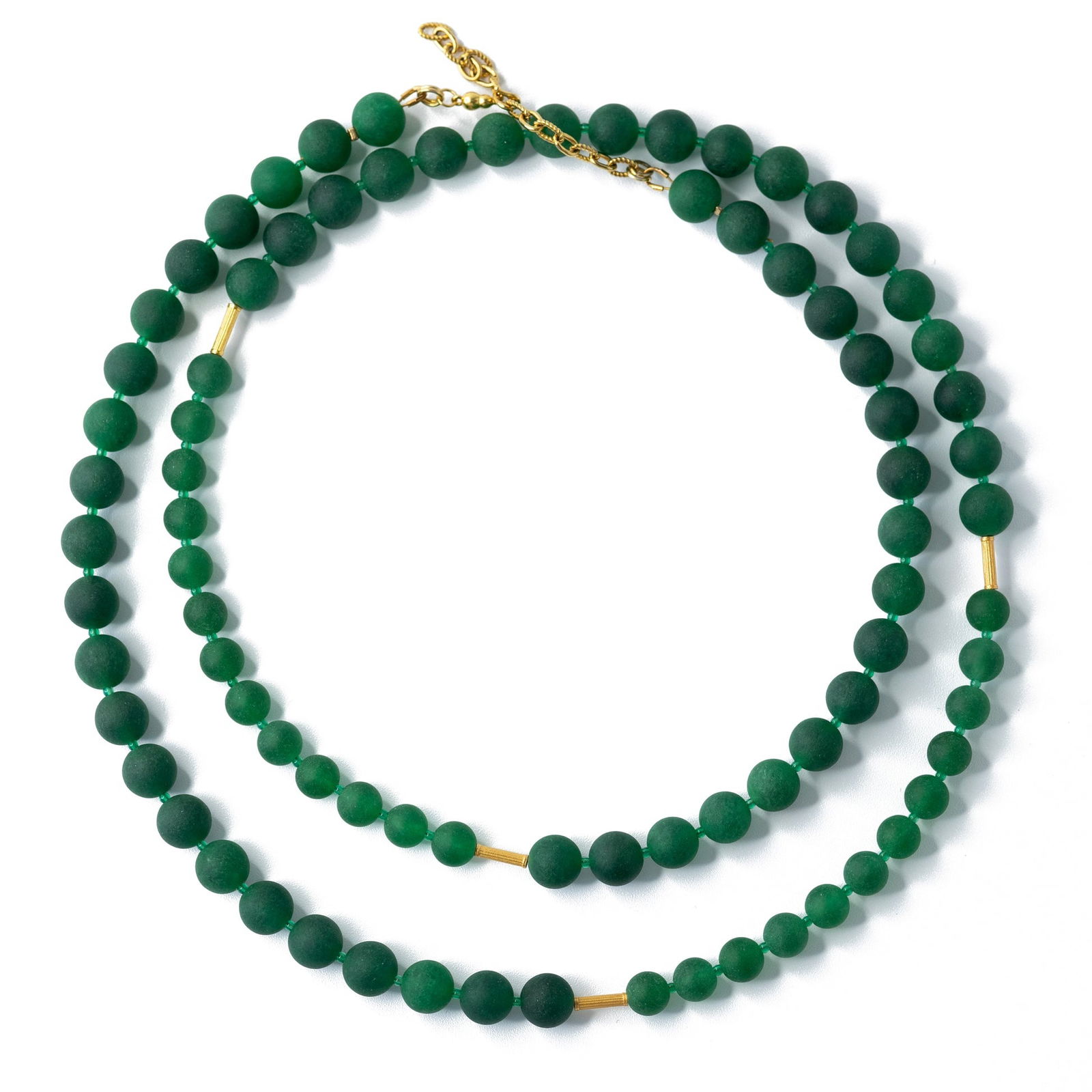Deep Green Chalcedony Necklace: Title:Deep Green Chalcedony NecklaceDescription:This necklace is inspired by Vincent van Gogh's "The Poet's Garden". Crafted to make you feel exquisitely refined and genuinely special. Wearing it,