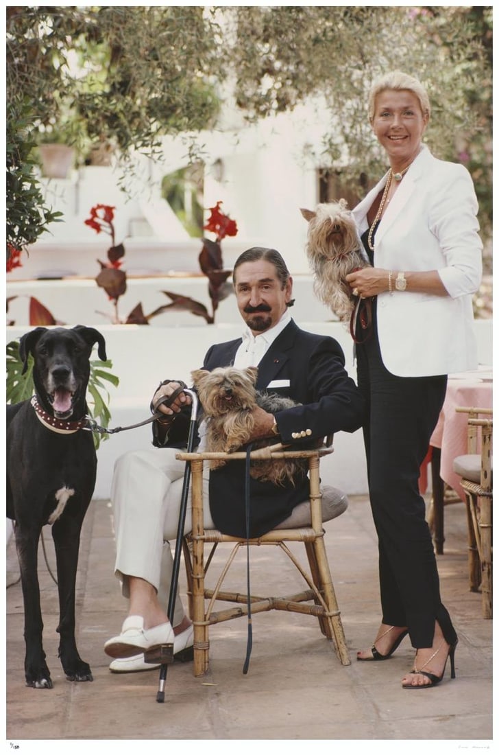 Count And Countess Jaime De Mora Y Aragon 1980 - Slim Aarons Estate Stamped: 1980 (printed later): Title: Count And Countess Jaime De Mora Y Aragon 1980 - Slim Aarons Estate Stamped: 1980 (printed later) Description: Count And Countess Jaime De Mora Y Aragon 1980 - Slim Aarons Estate Stamped Count