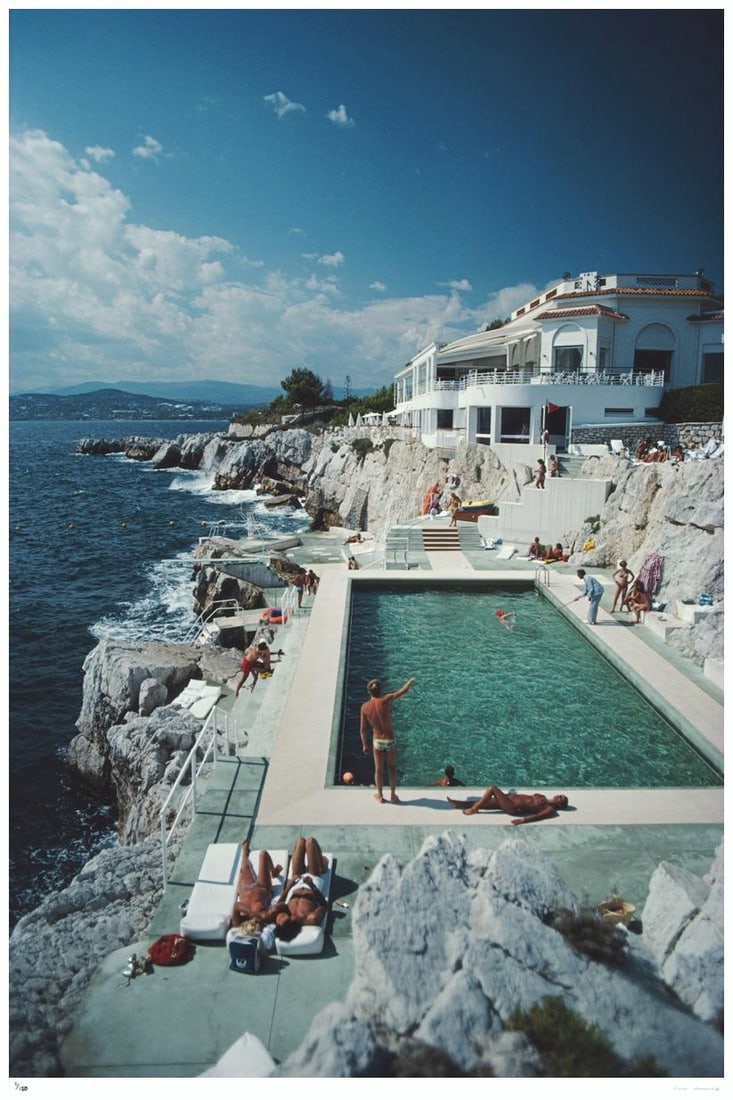 Eden Roc Pool 1976 - Slim Aarons Estate Stamped: 1976 (printed later) - 7