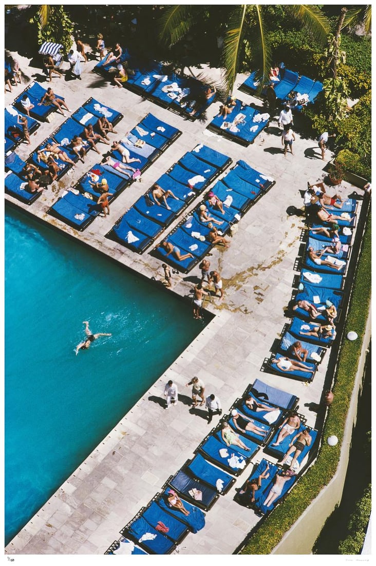 Acapulco Holiday 1966 - Slim Aarons Estate Stamped: 1966 (printed later) - 7