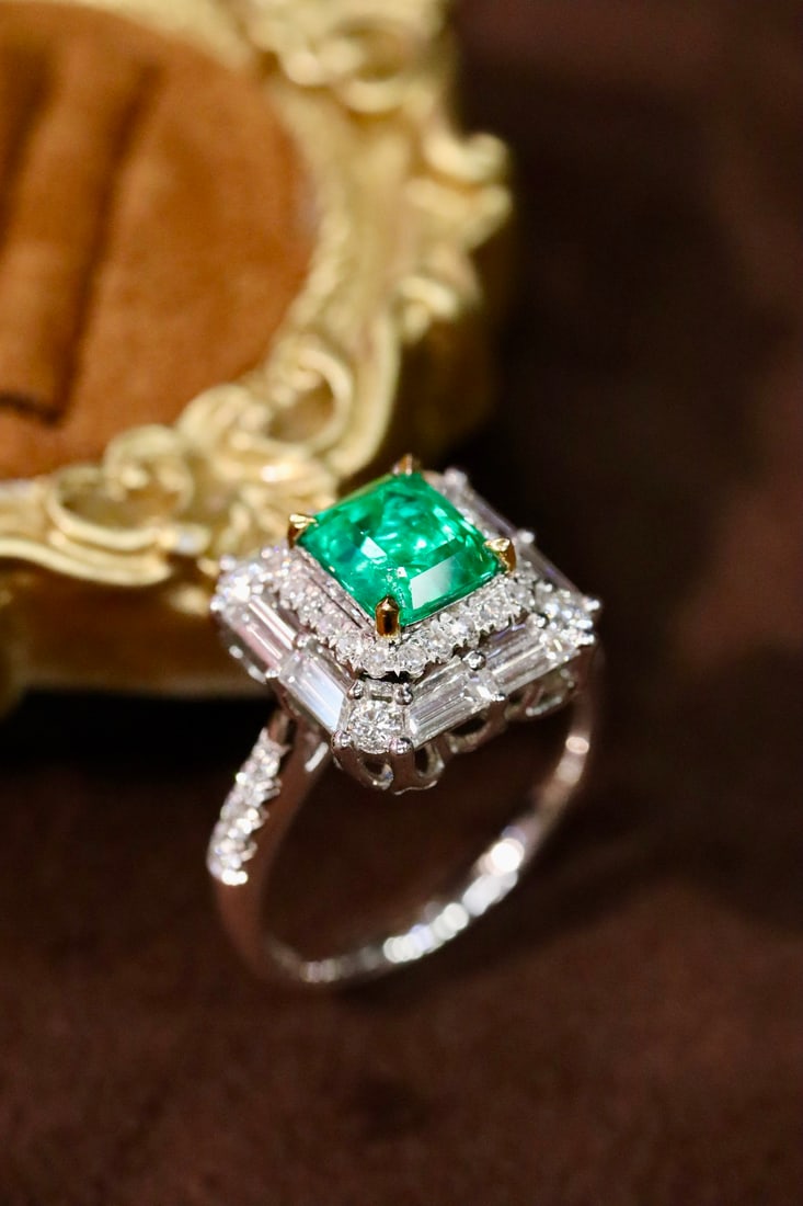 18K Panjshir Emerald Ring - 4