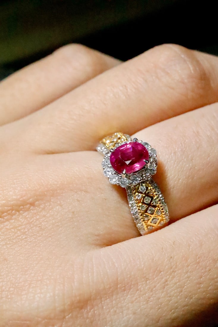 No Burn Sri Lanka 18k Gold Ruby Ring - 6