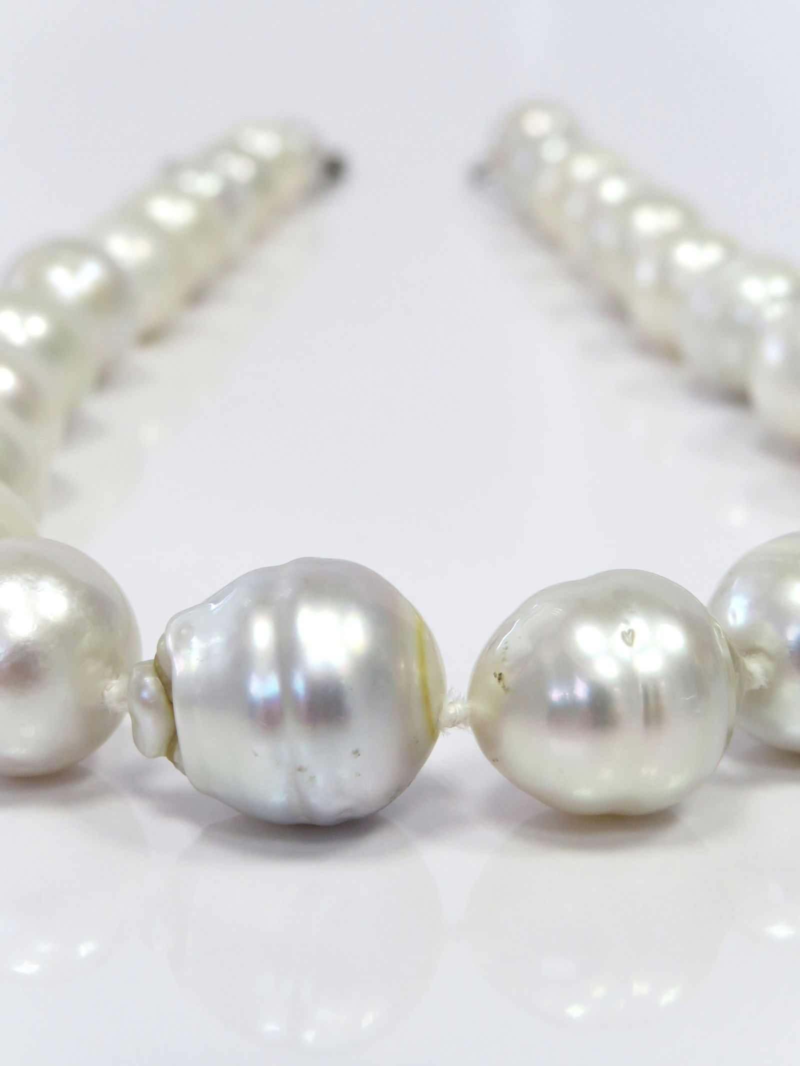 10-16mm Drop/Circle-Baroque White South Sea Pearl Necklace - 2